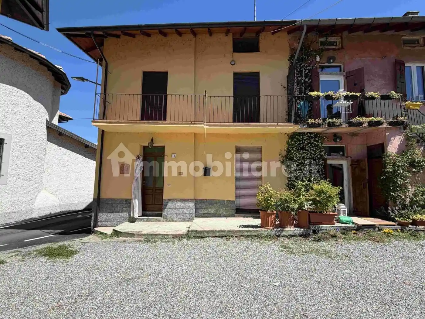 Appartamento in vendita a Ranco