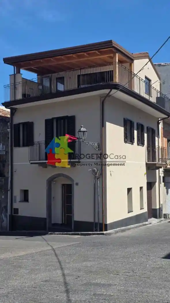 Casa indipendente in vendita a Castiglione di Sicilia