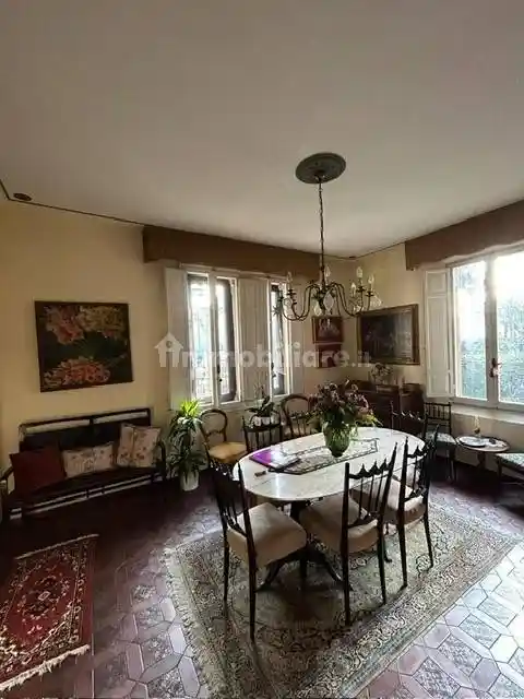 Casa indipendente in vendita a Imola