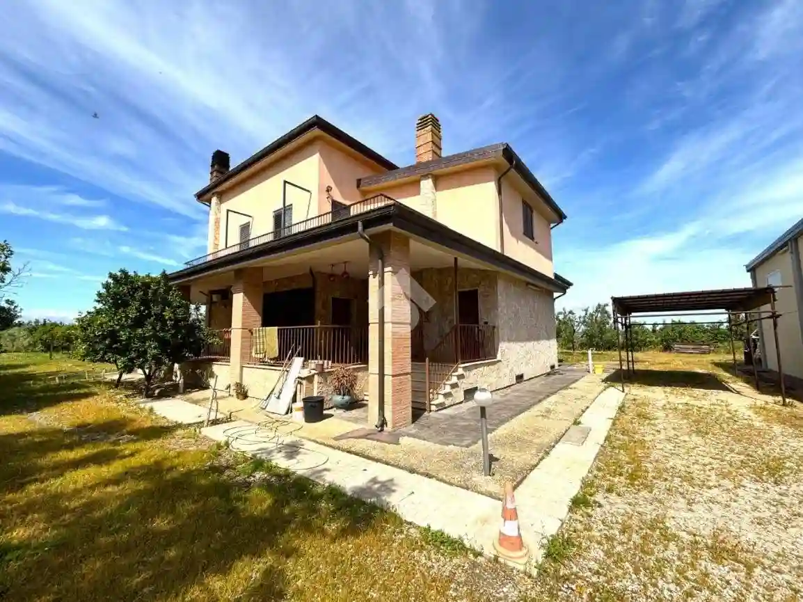 Villa - foto 3