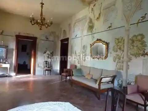 Villa in vendita a Borgo a Mozzano