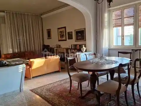 Villa in vendita a Lucca