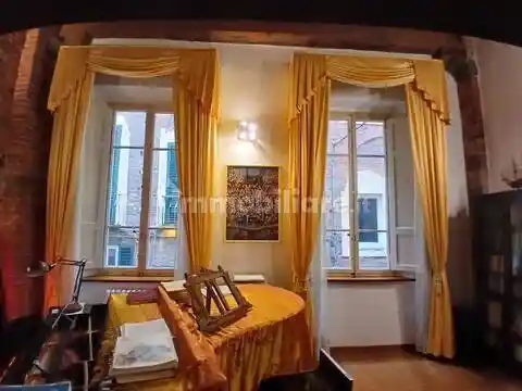 Appartamento in vendita a Lucca