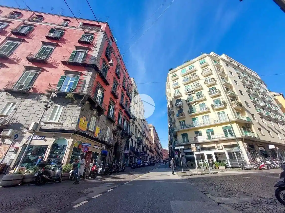 Appartamento in vendita a Napoli