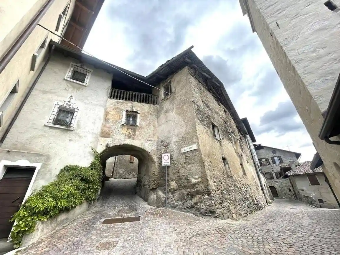 Casa indipendente in vendita a Vione
