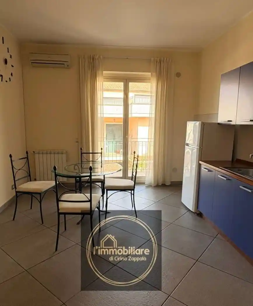 Appartamento in affitto a Acireale