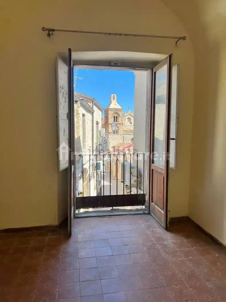 Appartamento in vendita a Rocca Imperiale