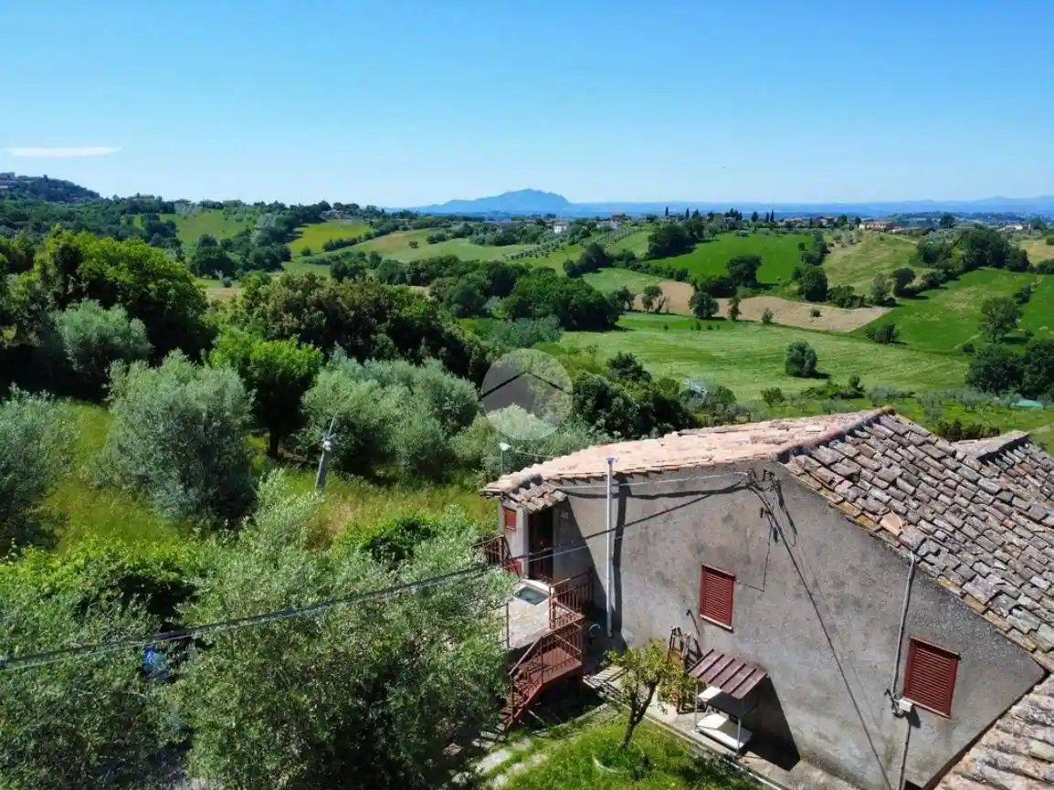 Casa indipendente in vendita a Calvi dell'Umbria