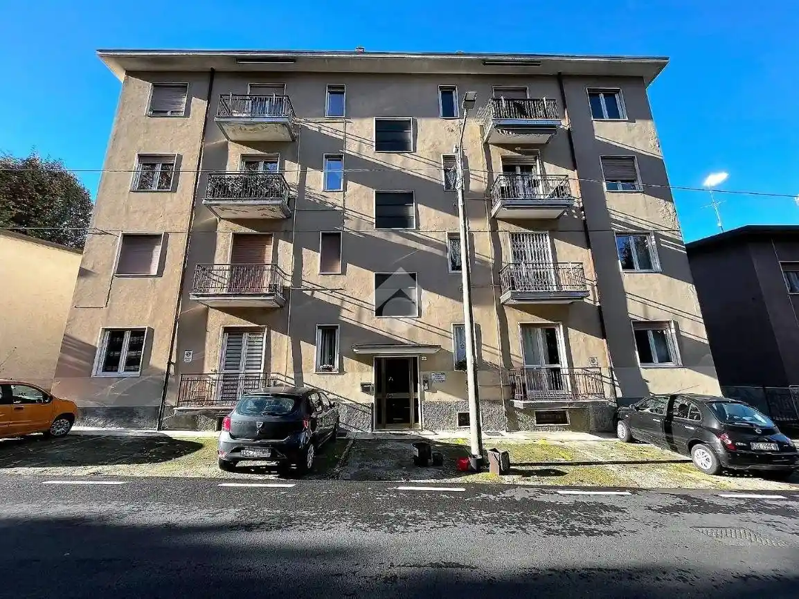 Appartamento in vendita a Camparada