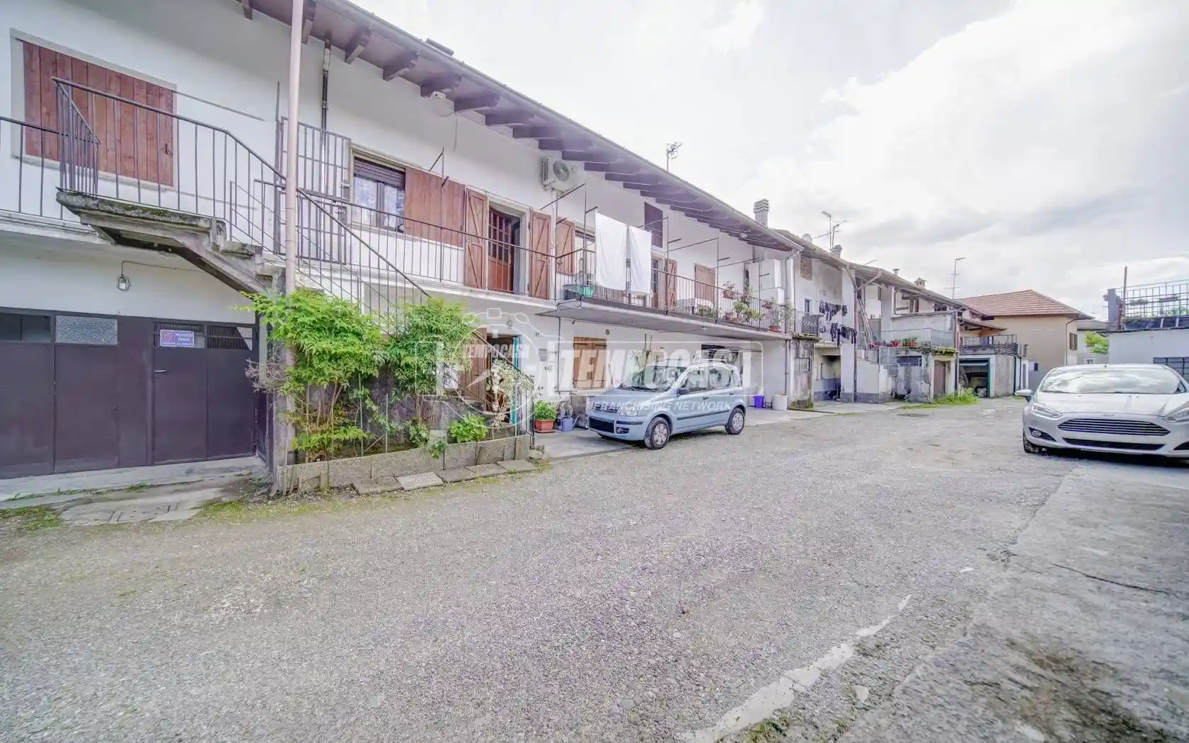 Casa indipendente in vendita a Castelletto Sopra Ticino