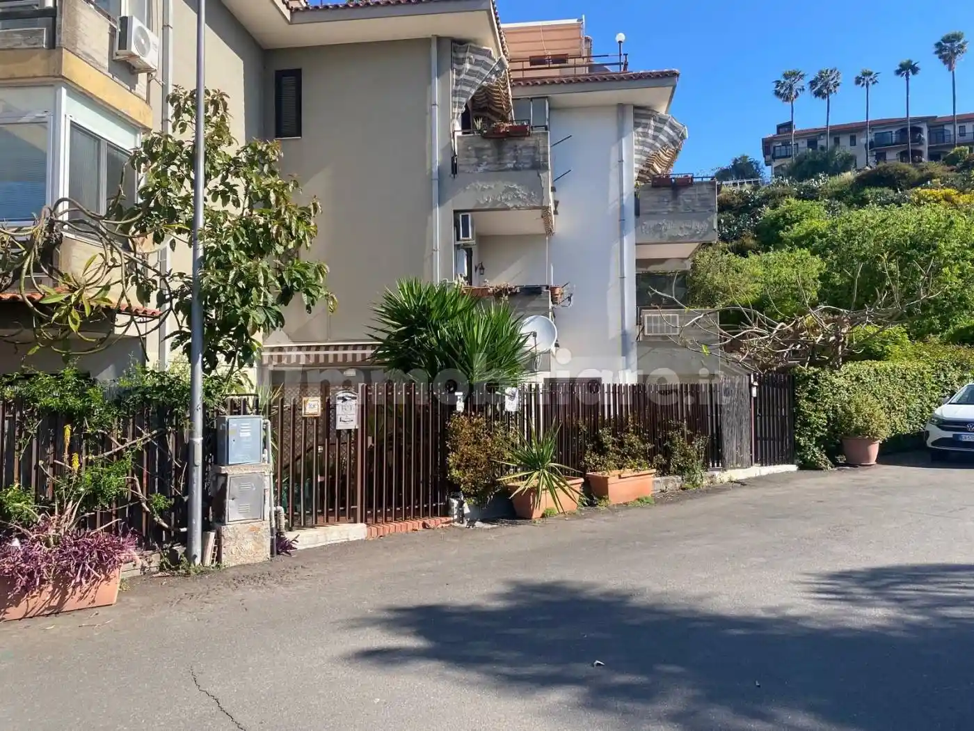 Appartamento in vendita a Aci Castello