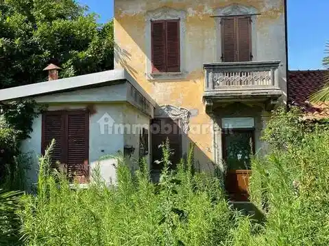 Rustico - Casale in vendita a Comabbio