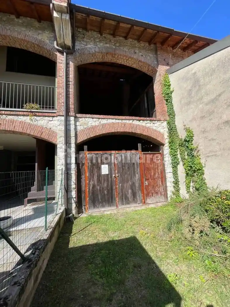 Rustico - Casale in vendita a Varano Borghi