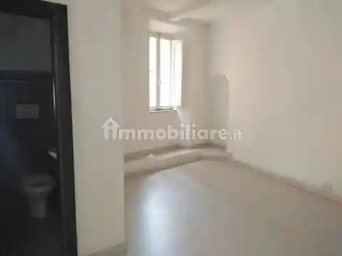 Appartamento in vendita a Priverno