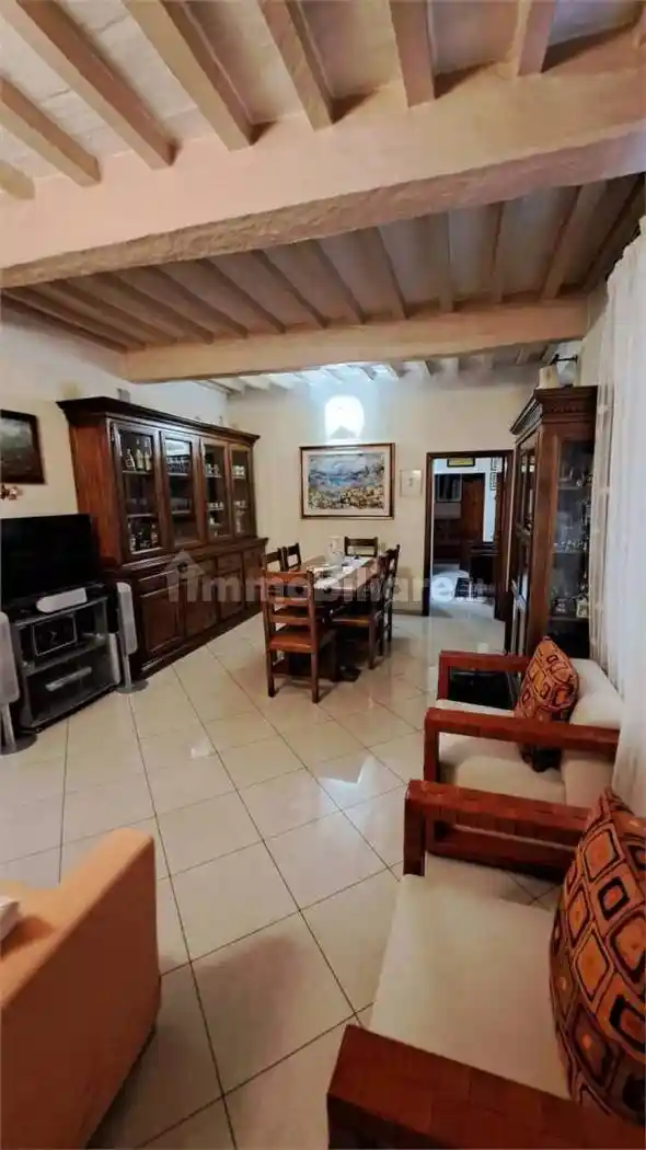 Appartamento in vendita a Sinalunga