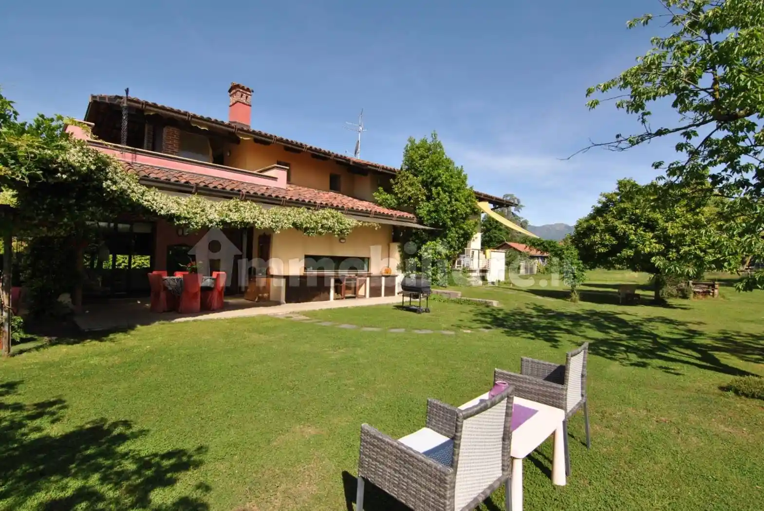 Villa in vendita a Lessona