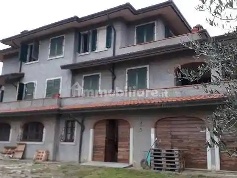 Villa in vendita a Sinalunga