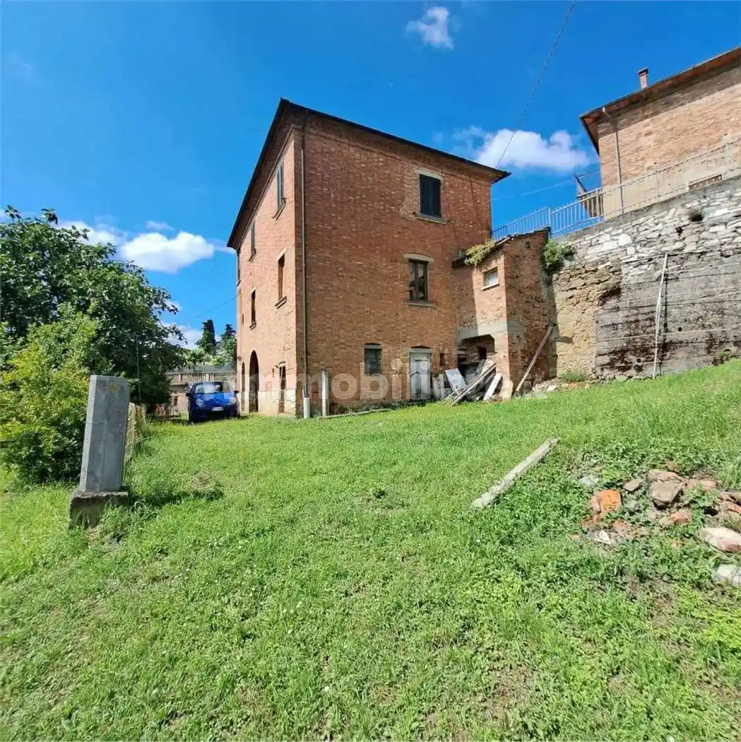 Villa in vendita a Sinalunga