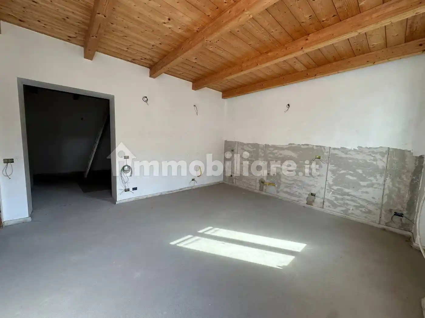 Appartamento in vendita a Vercelli