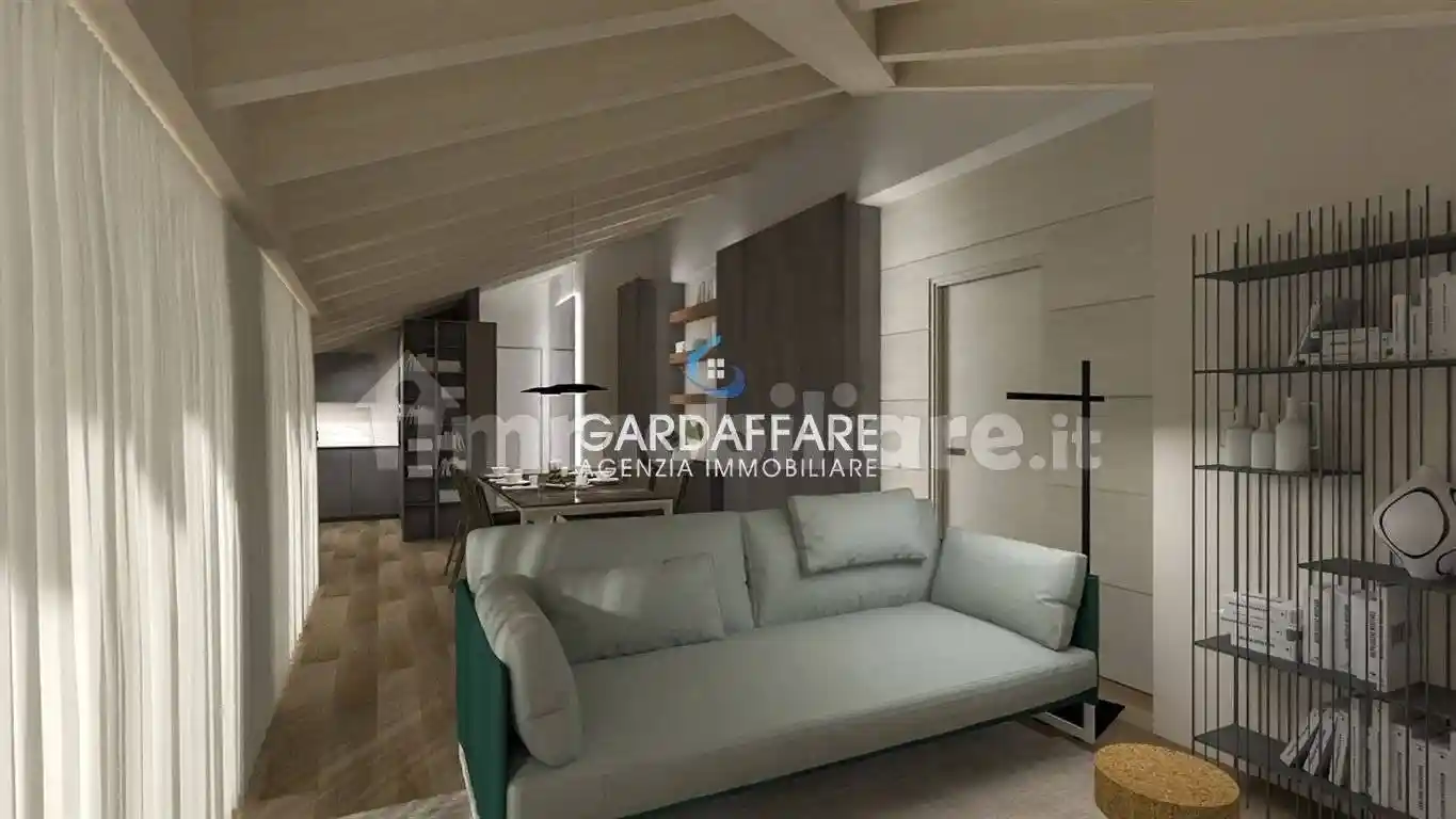 Attico - Mansarda in vendita a Desenzano del Garda