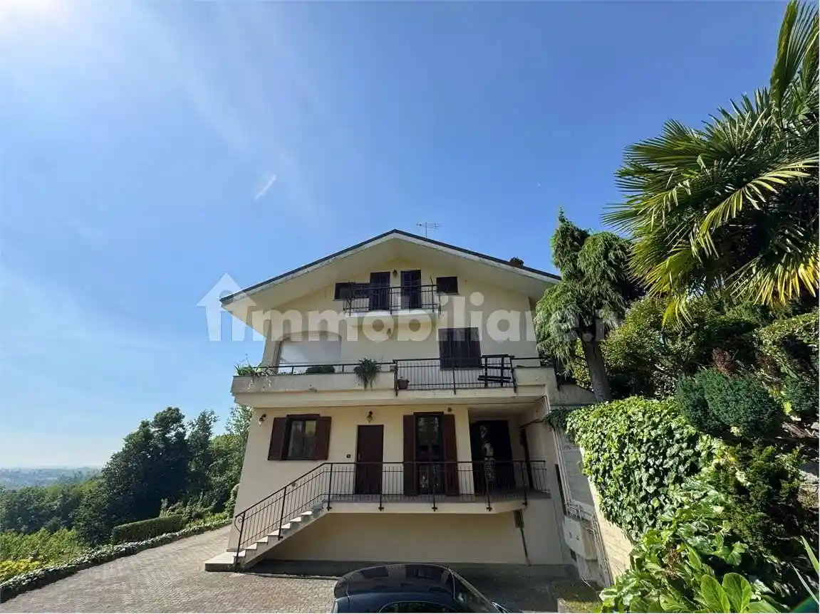 Appartamento in vendita a Marentino