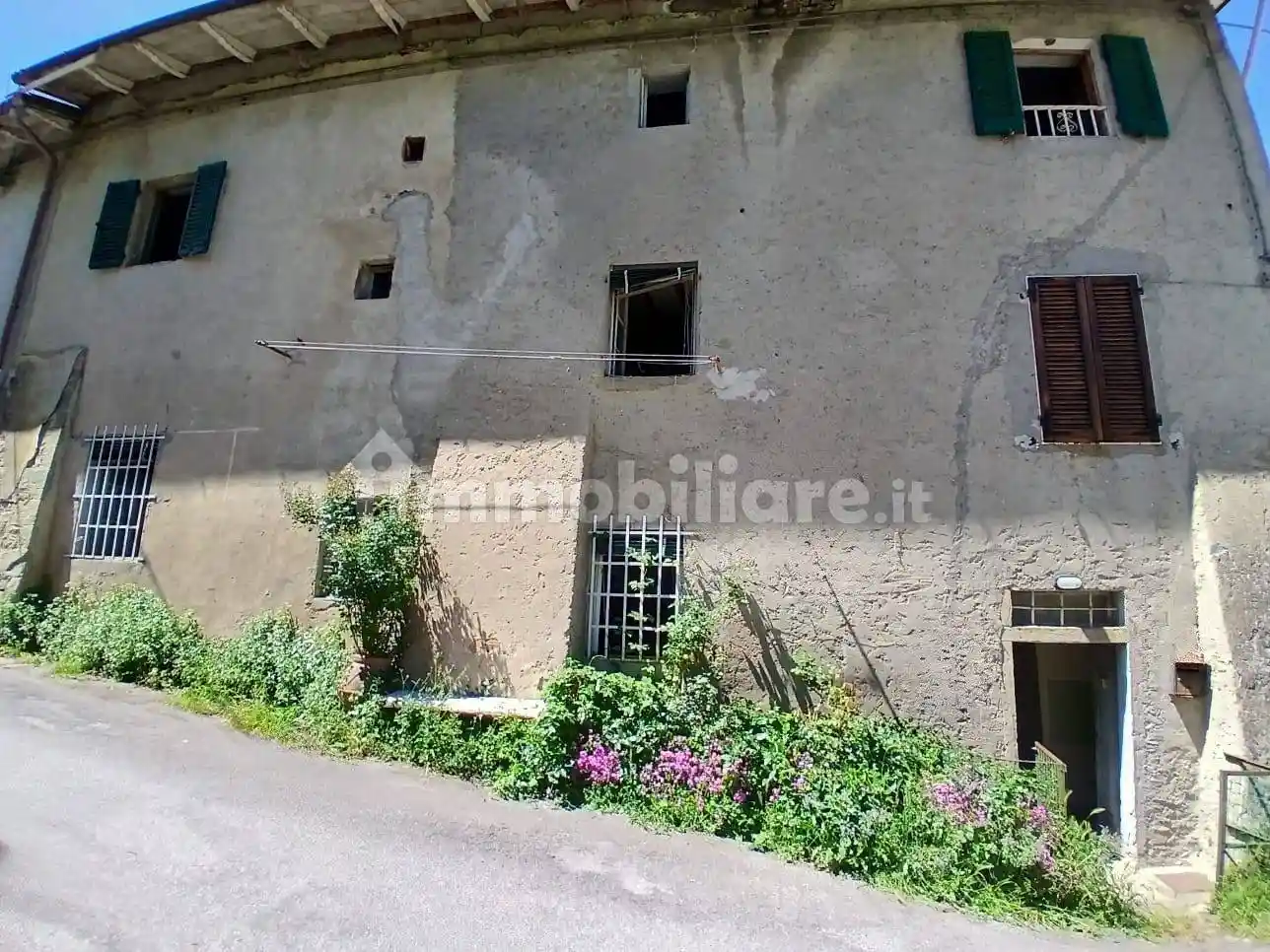 Casa indipendente in vendita a Vernio