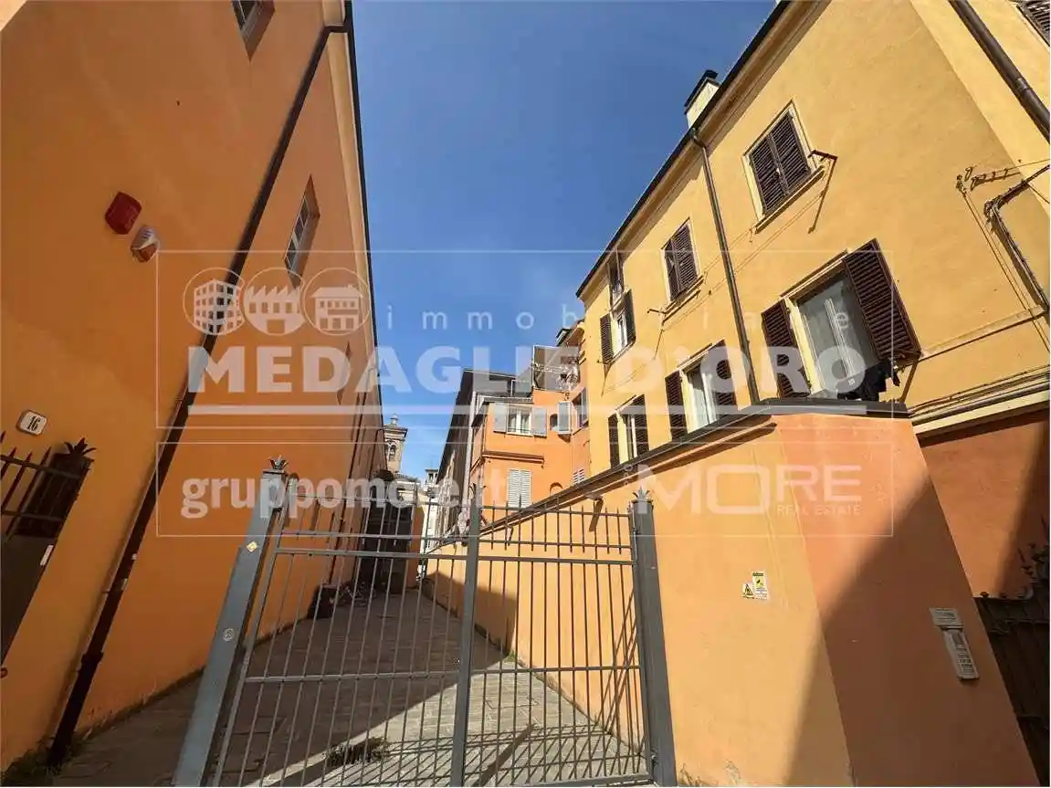 Appartamento in vendita a Modena