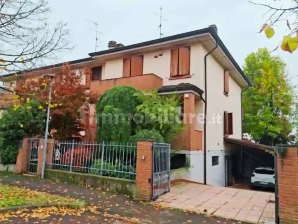 Villetta a schiera - foto 2