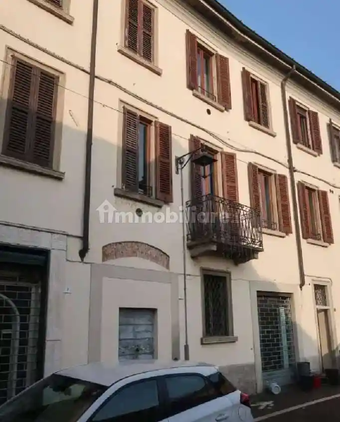 Appartamento in vendita a Vaprio d'Adda