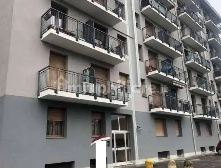 Appartamento in vendita a Garbagnate Milanese
