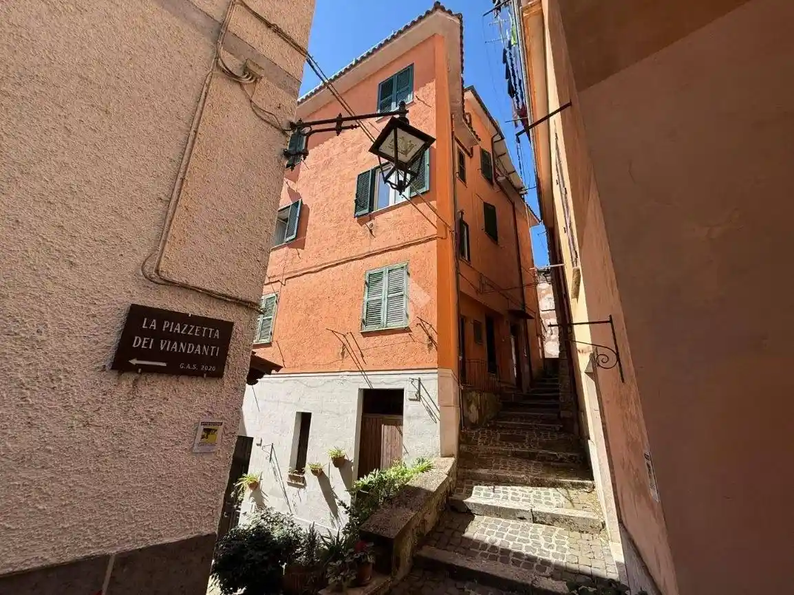 Appartamento in vendita a Subiaco