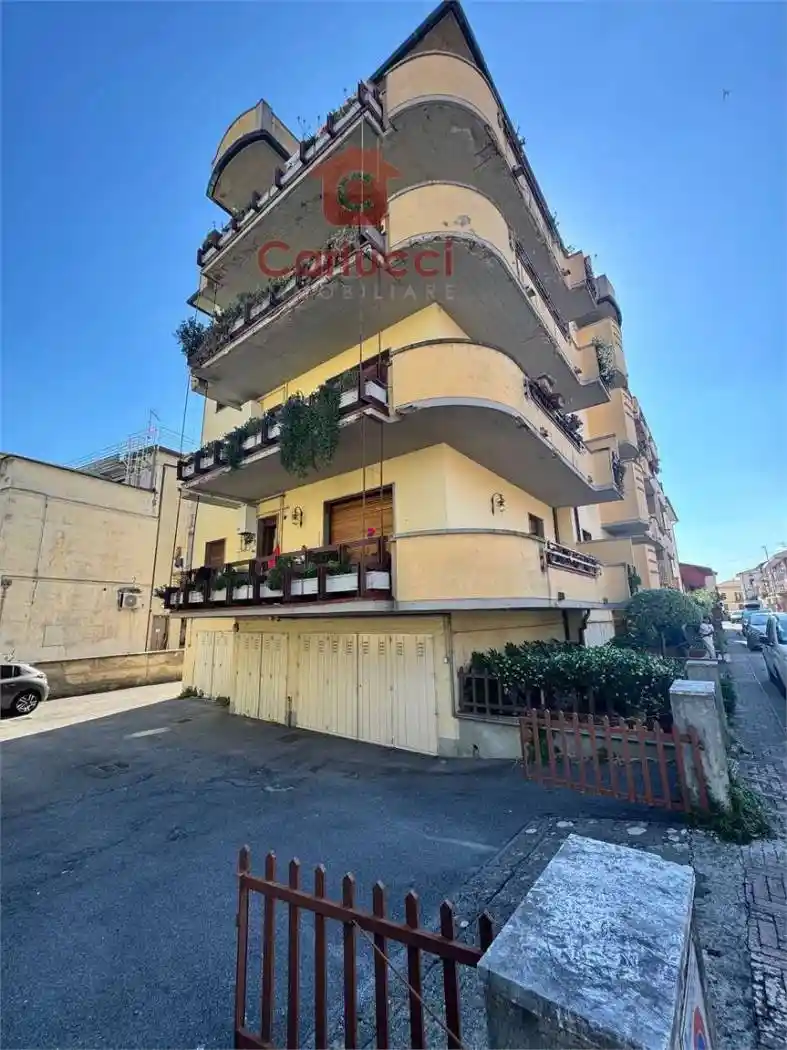 Appartamento in vendita a Montecatini-Terme