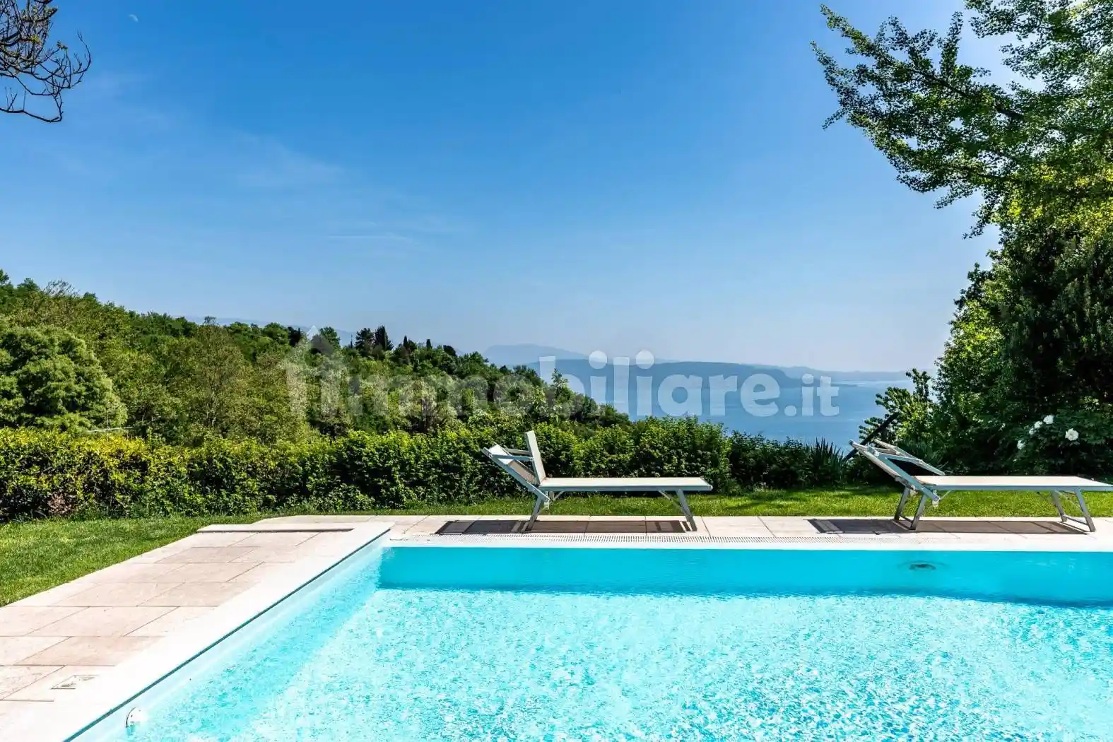 Villa in vendita a Gardone Riviera