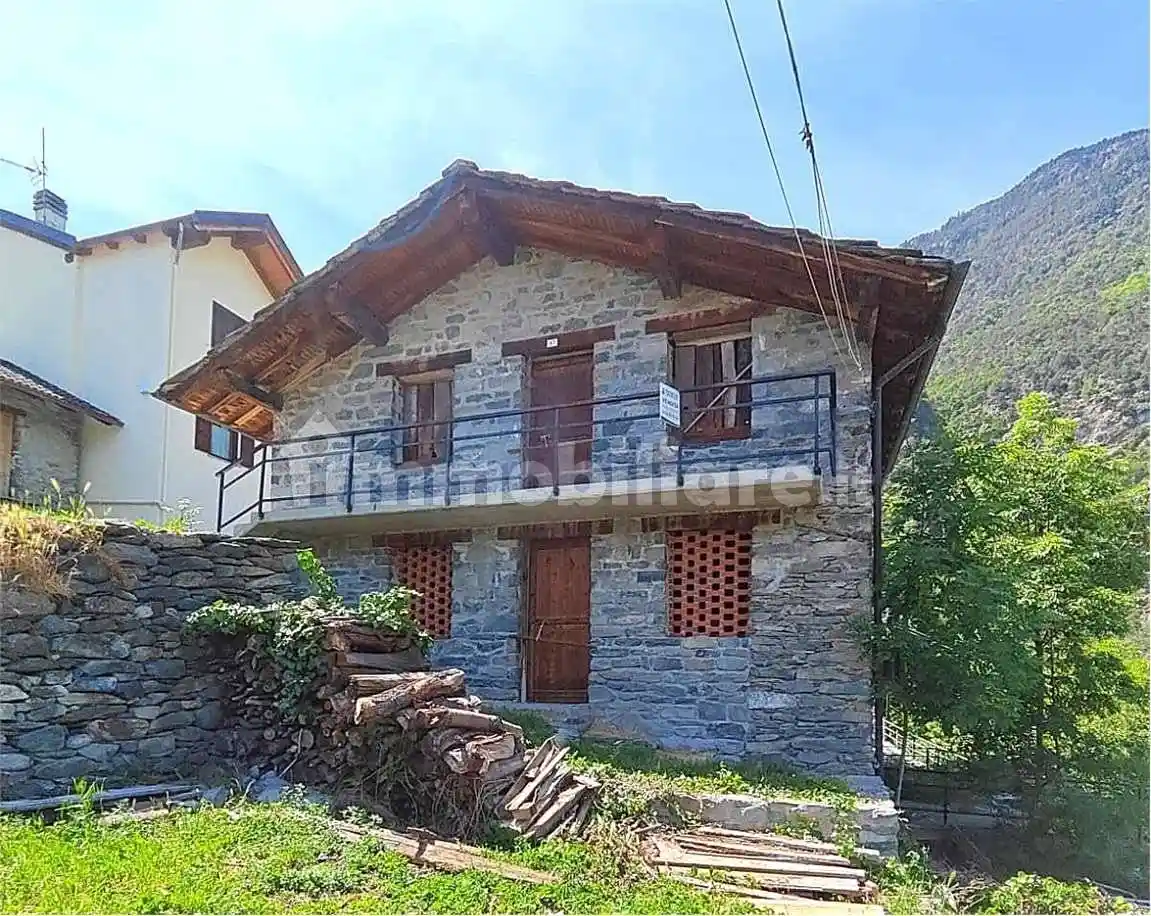 Rustico - Casale in vendita a Champdepraz