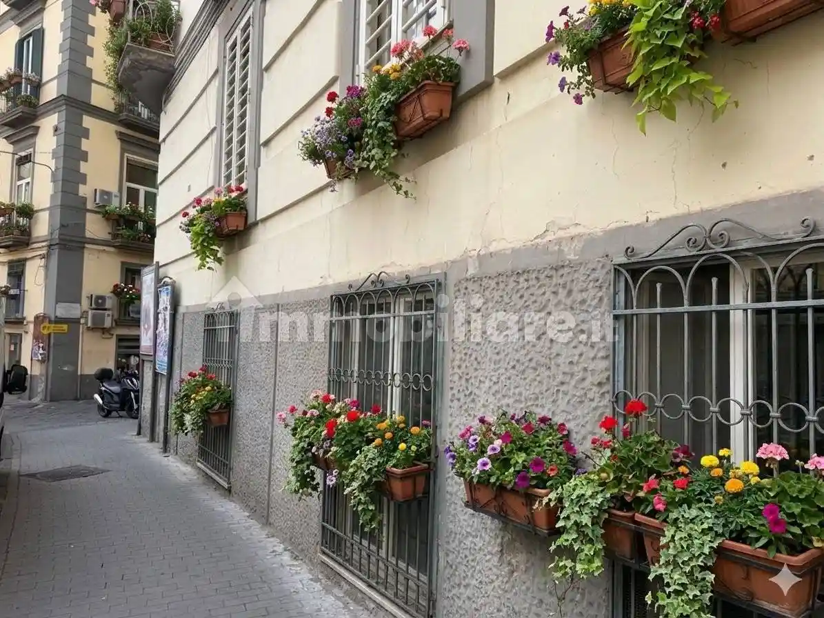 Appartamento in vendita a Napoli