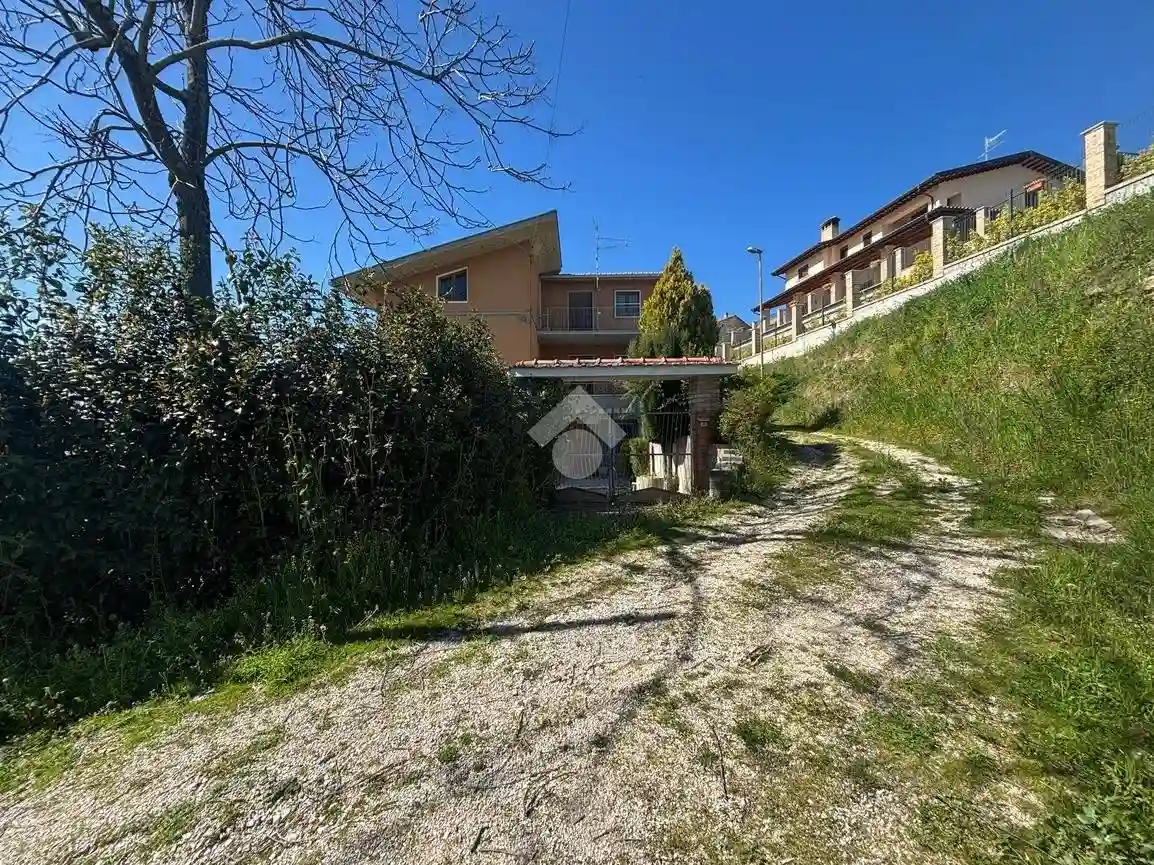 Casa indipendente - foto 2