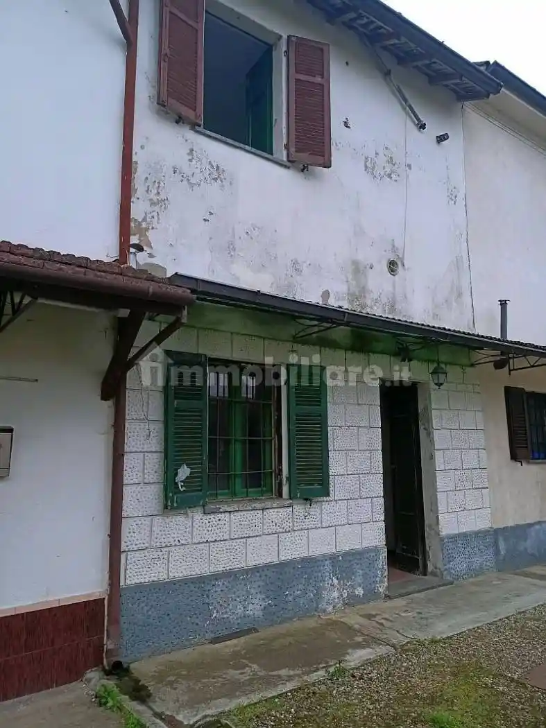 Casa indipendente in vendita a Mortara