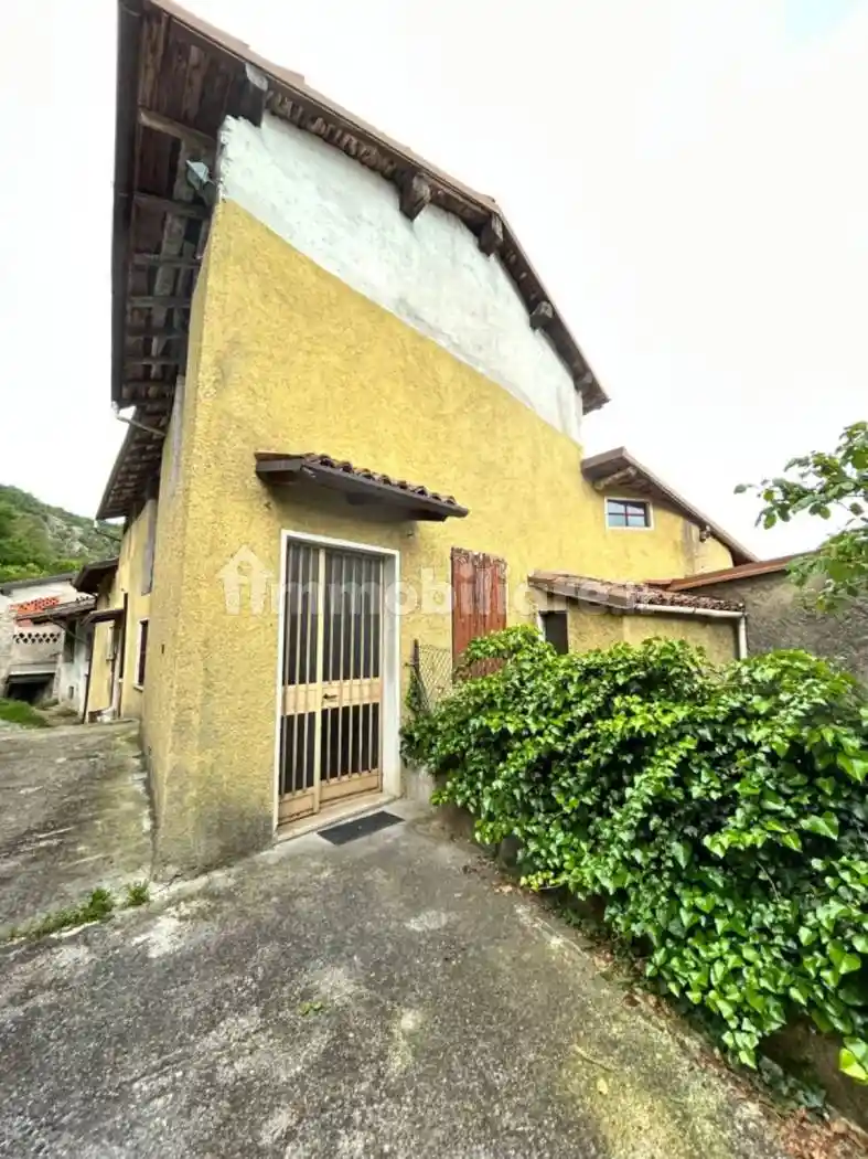 Casa indipendente in vendita a Vobarno