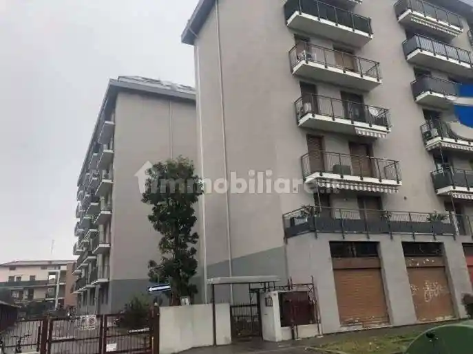 Appartamento in vendita a Garbagnate Milanese