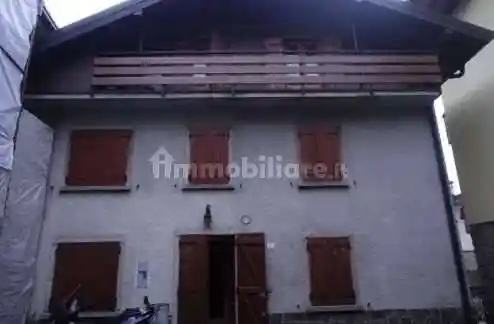 Appartamento in vendita a Castione della Presolana