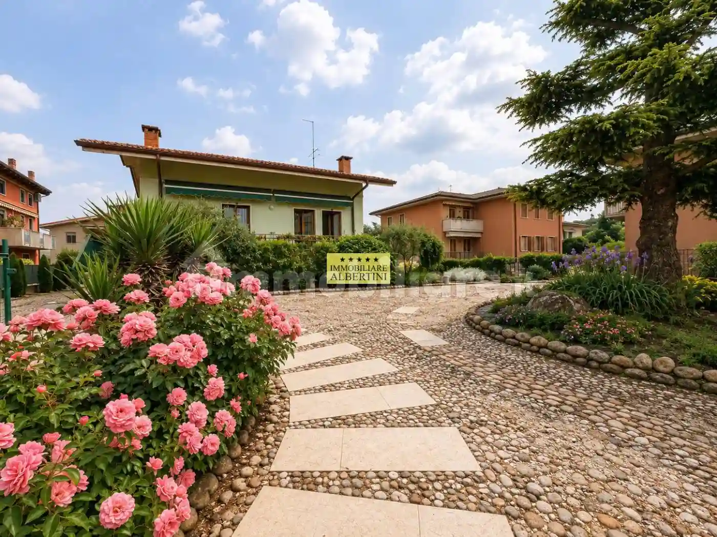 Villa - foto 2