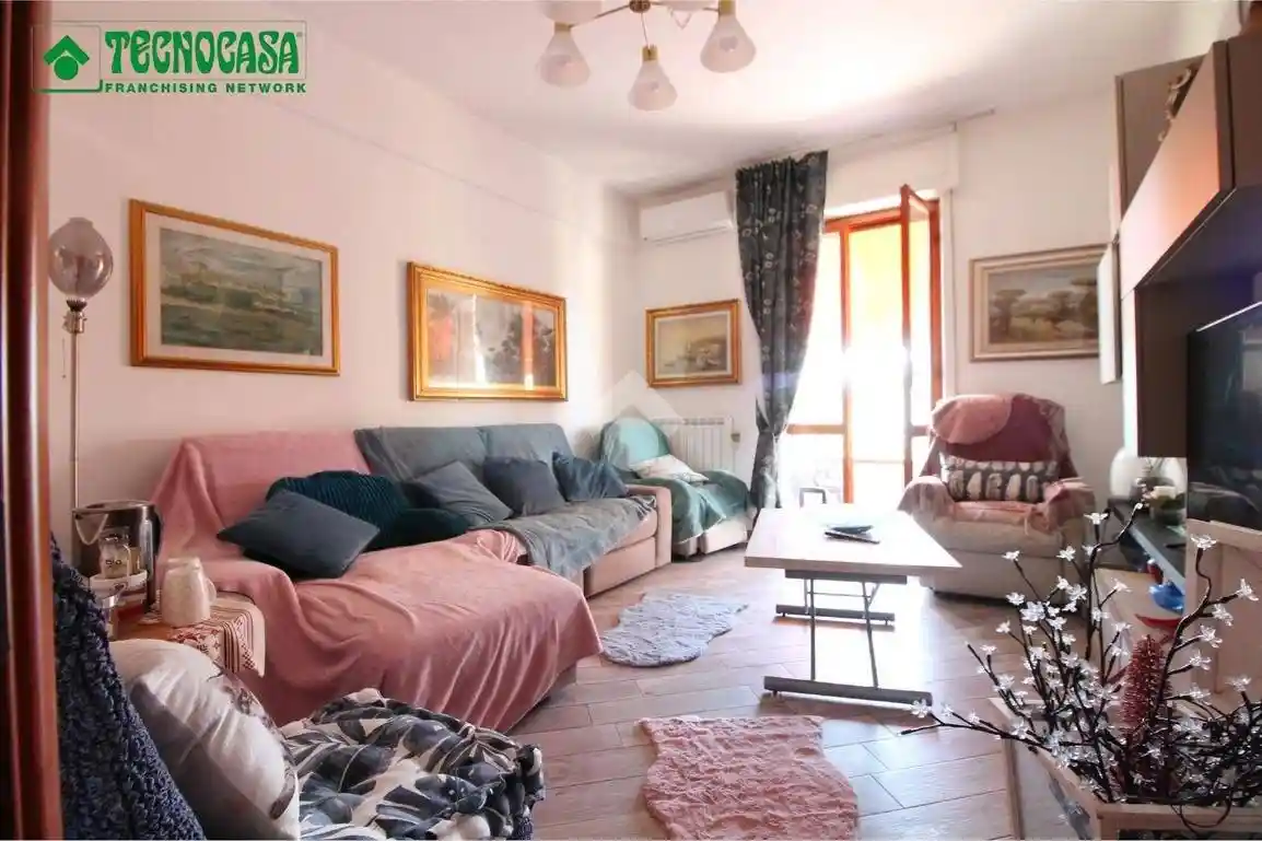 Appartamento in vendita a Sarzana