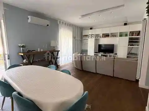 Appartamento in vendita a Battipaglia