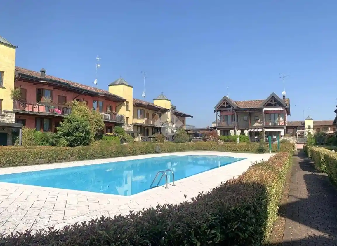 Appartamento in vendita a Lonato del Garda