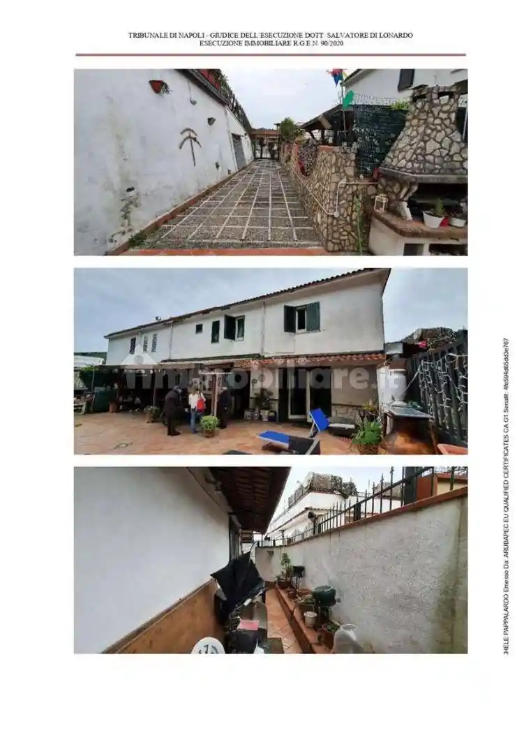Appartamento in vendita a Napoli