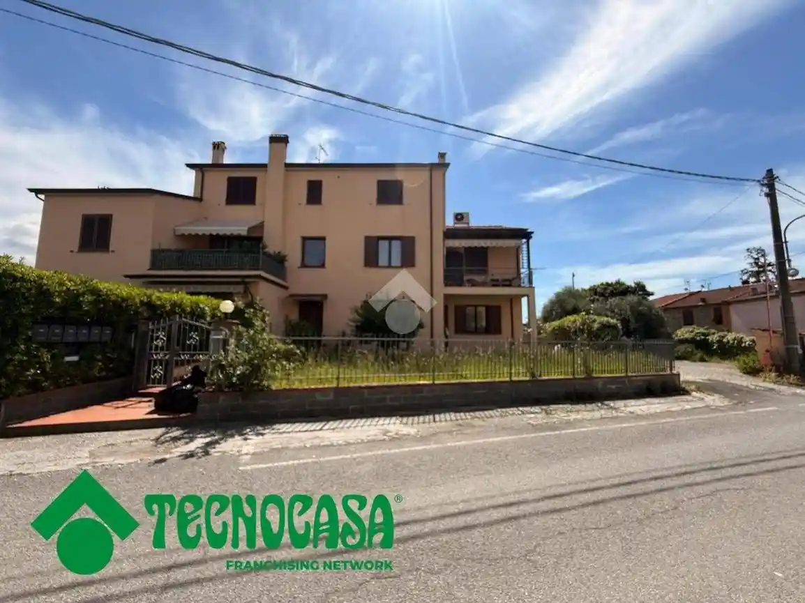 Appartamento in vendita a Sarzana