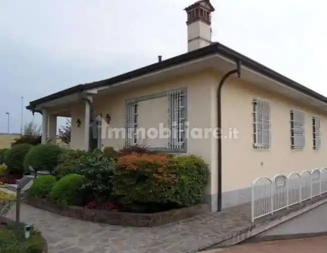 Villa in vendita a Monza