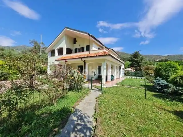 Villa in vendita a Ceriale