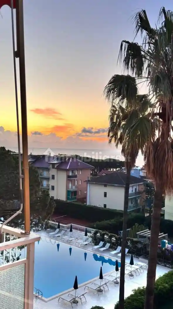 Appartamento in vendita a Ceriale