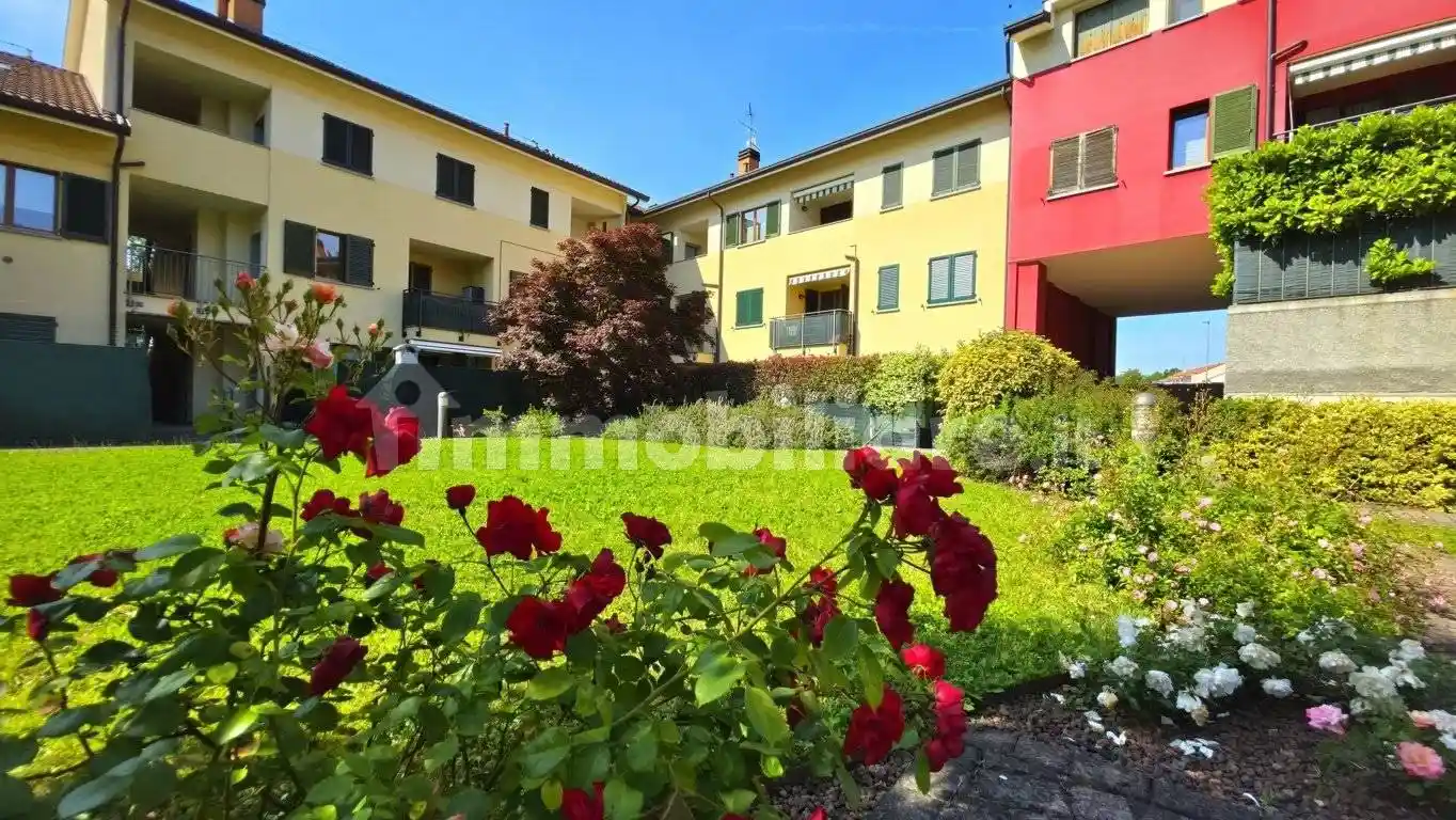 Appartamento in vendita a Bernareggio